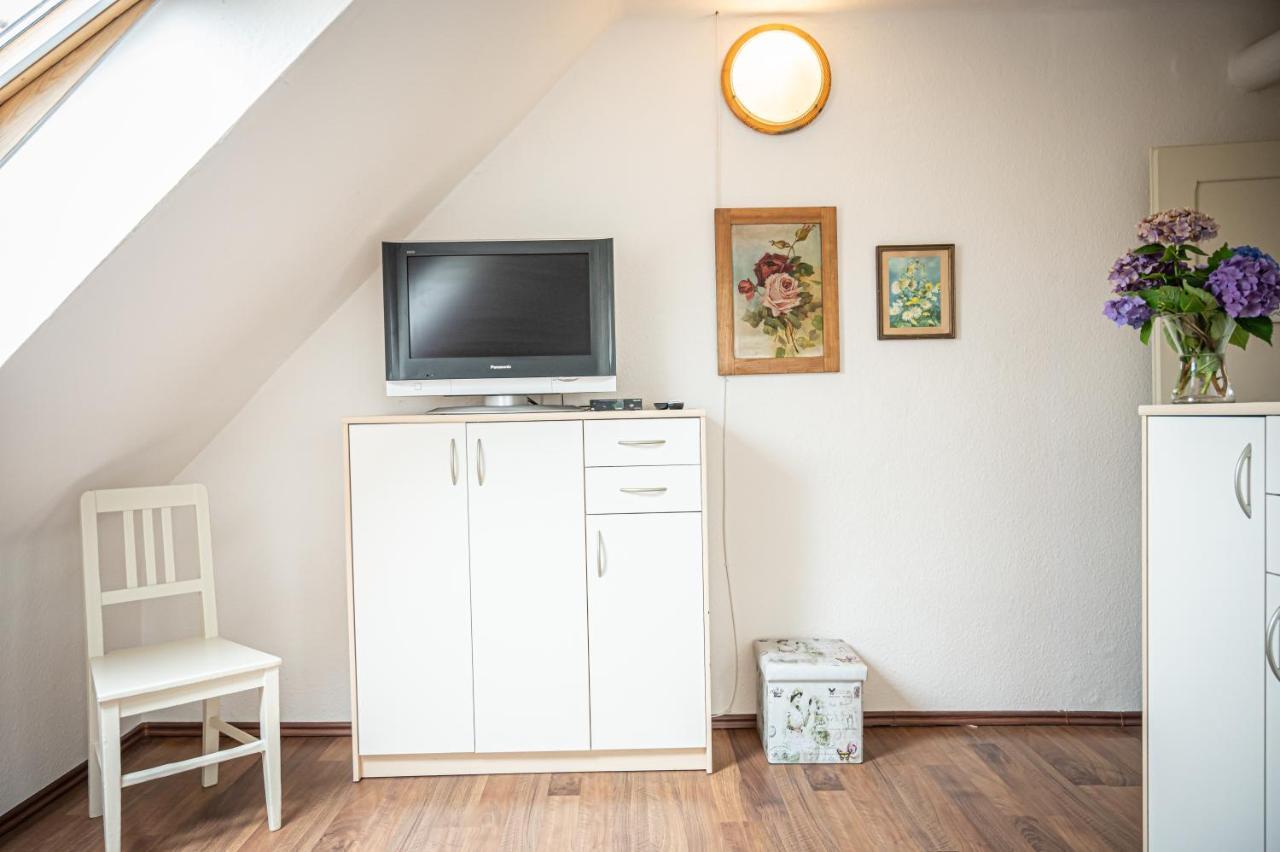 Vila Lumir Poděbrady Exteriör bild